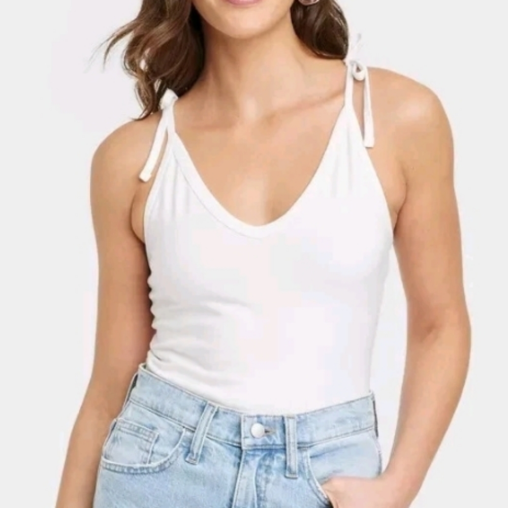 NWT Universal Thread White Tie Strap Bodysuit Size XL